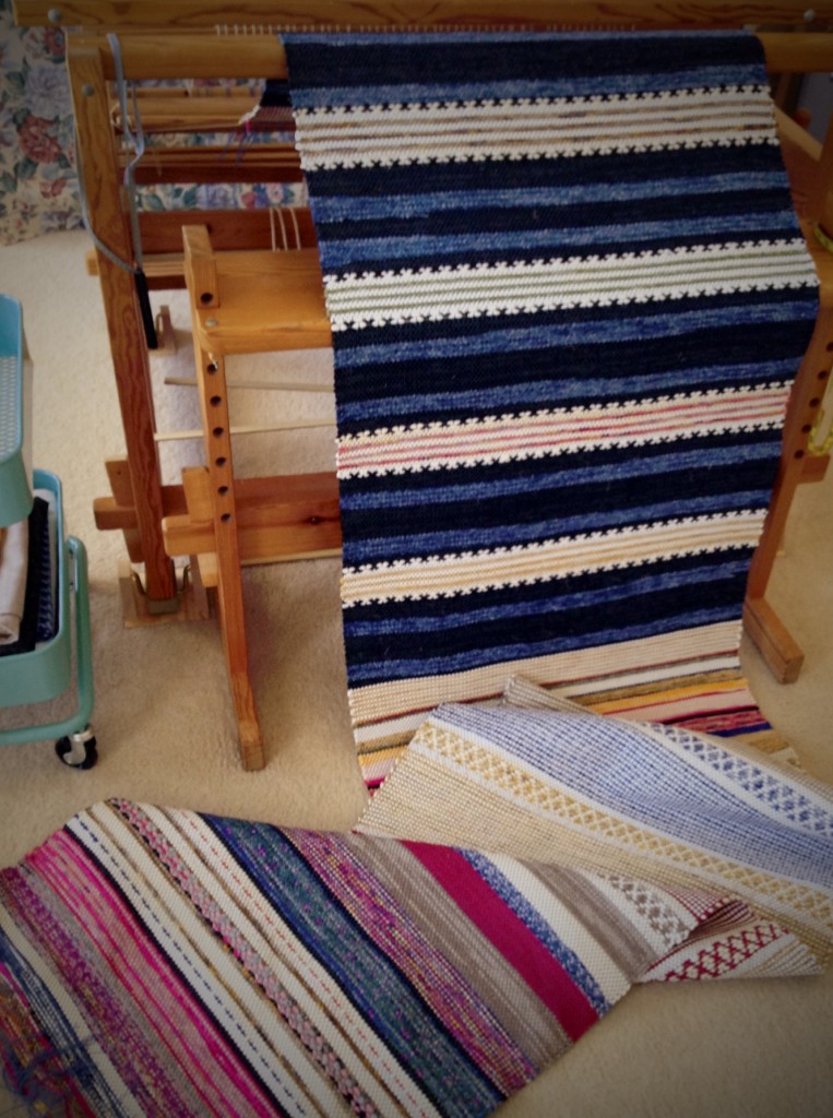 Rosepath rag rugs unfurled from the loom.