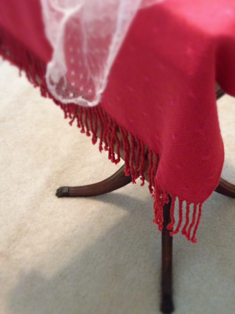 Bamboo huck lace small tablecloth.