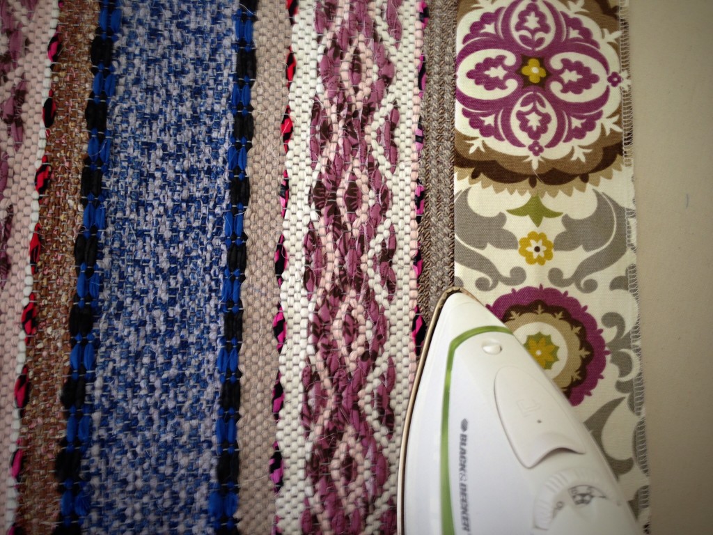 Steps for making bound hems on rag rugs.