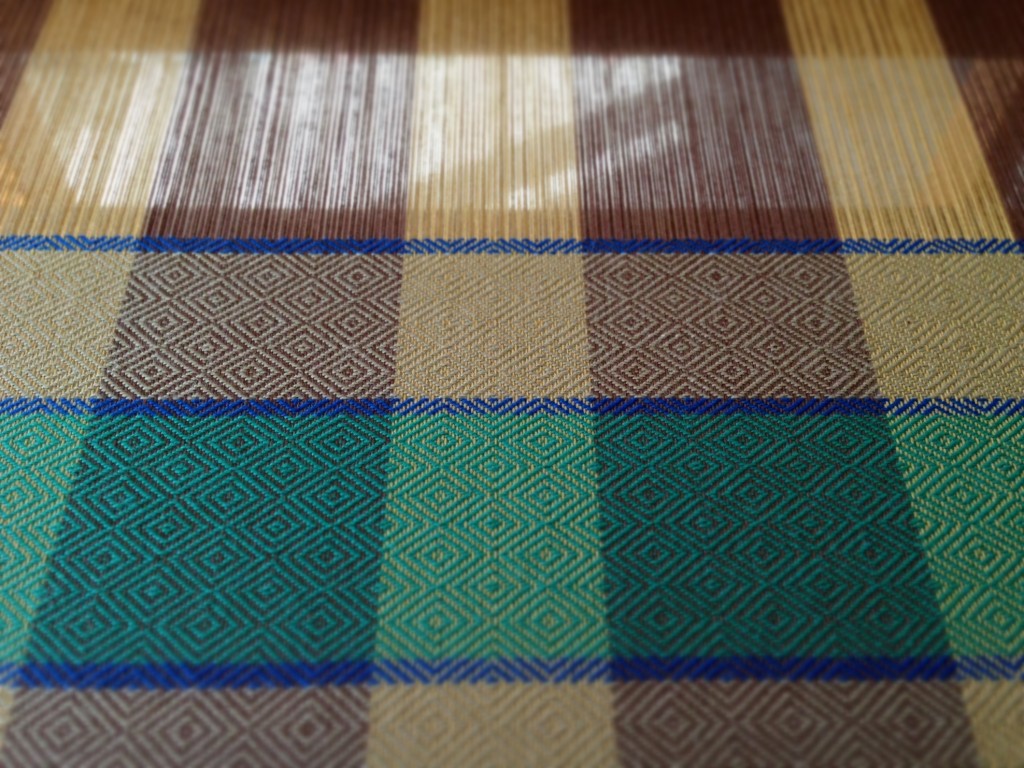 Cotton goose-eye towels on the loom.