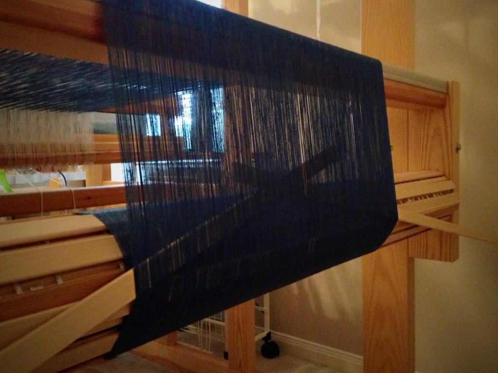 Slats take up the slack for loose warp ends.