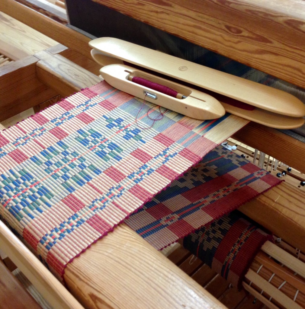 Rep weave on the loom at Vavstuga