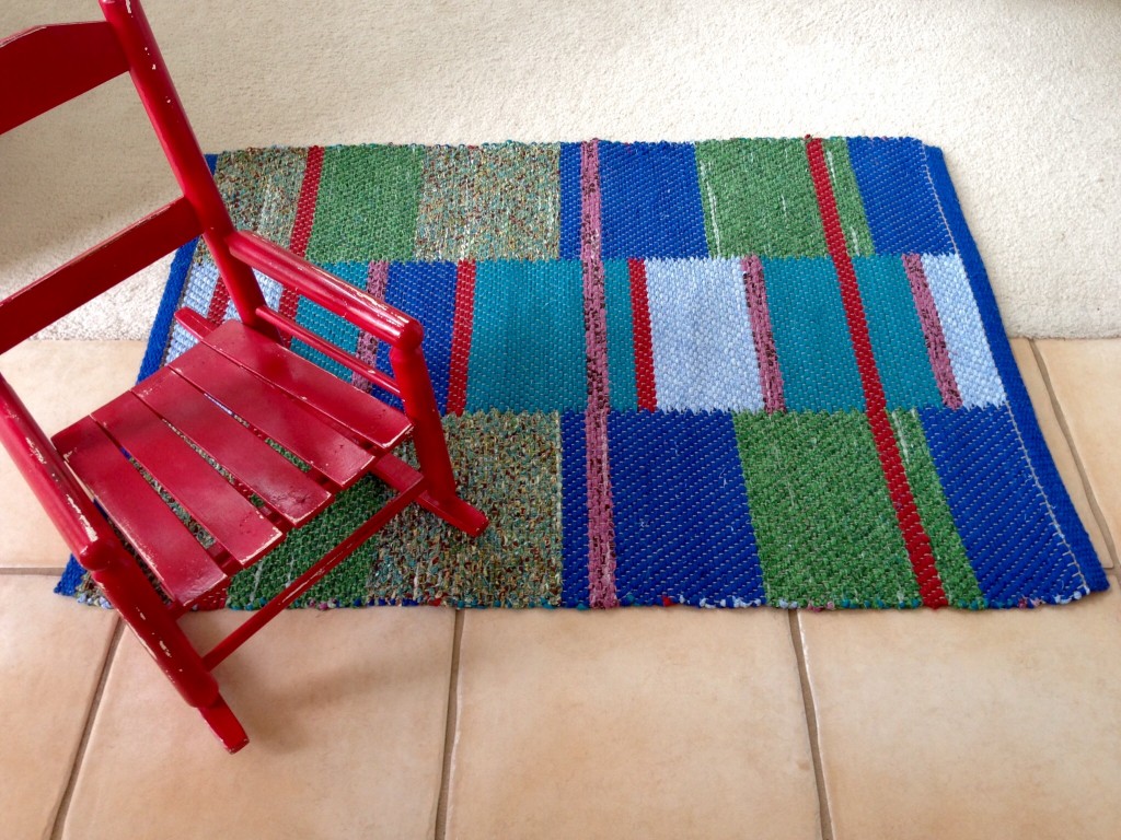 Finished double-binding twill rag rug. Karen Isenhower