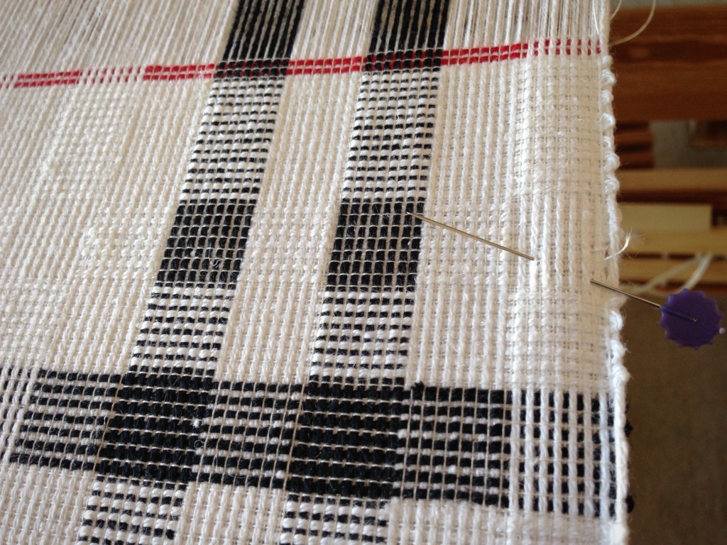 Broken weft repair.