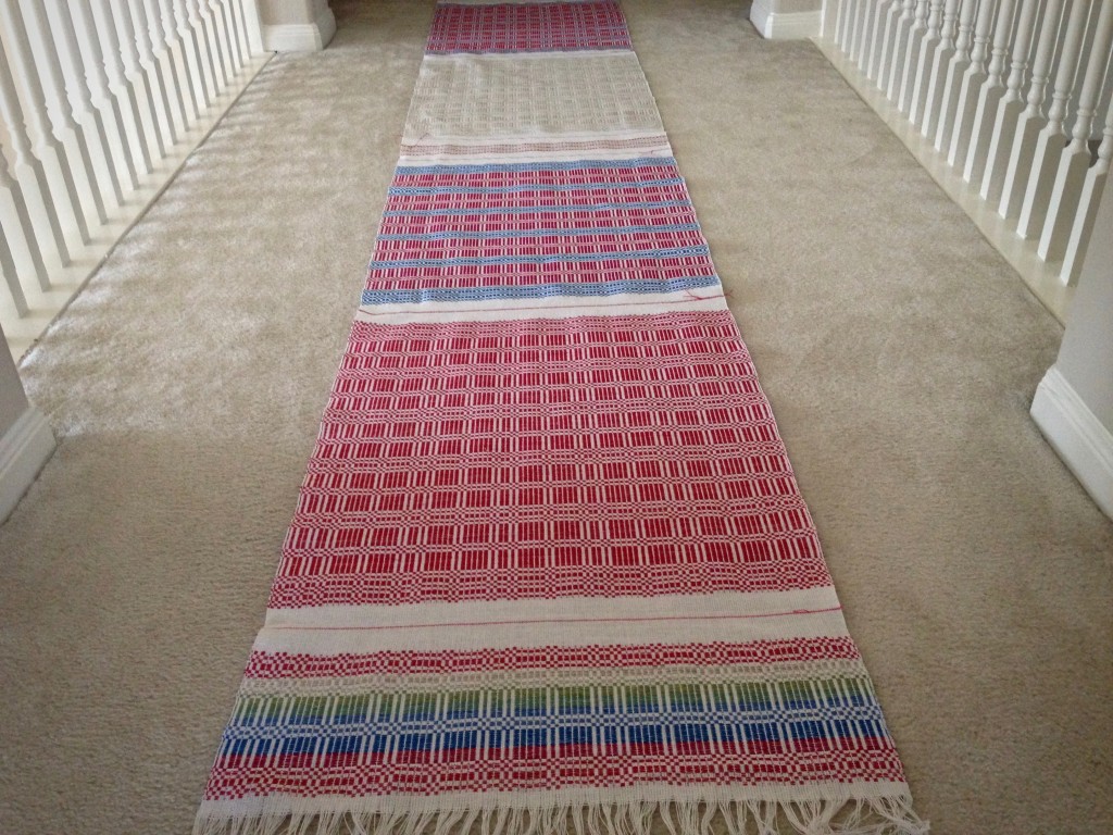 Halvdräll table squares just off the Glimakra Standard loom.