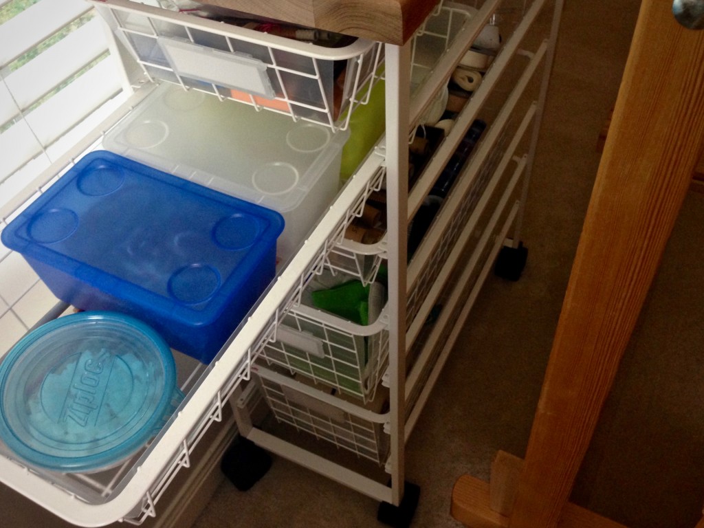 Elfa drawer system as loom cart. Organized!