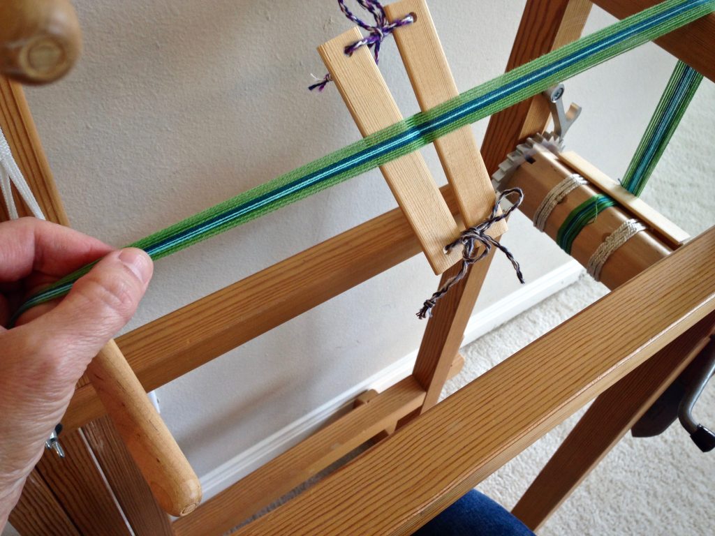 Band loom warping tutorial.