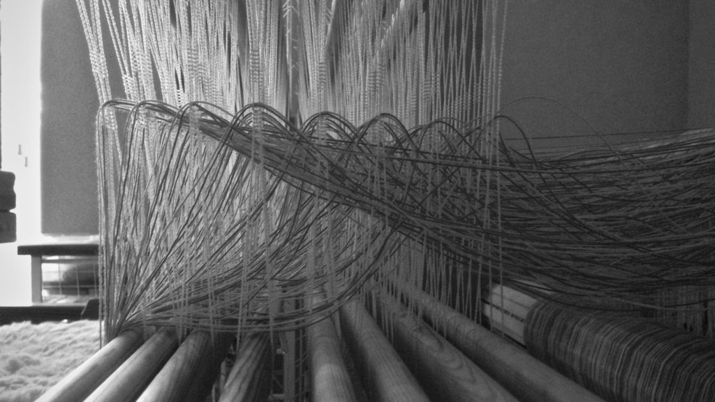 Threading eight shafts. Glimakra Standard loom.