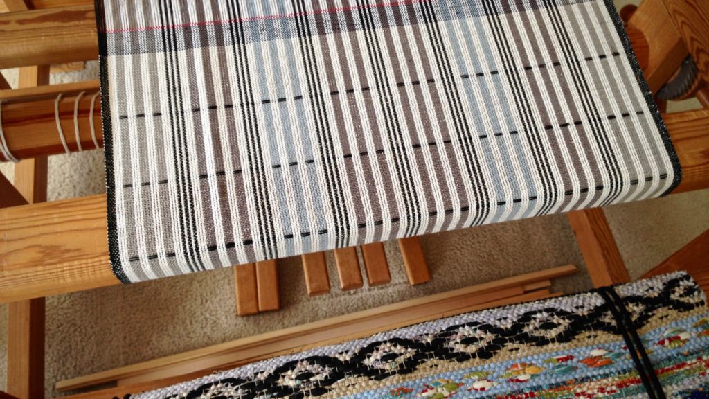 Plattväv towels on the loom. Karen Isenhower