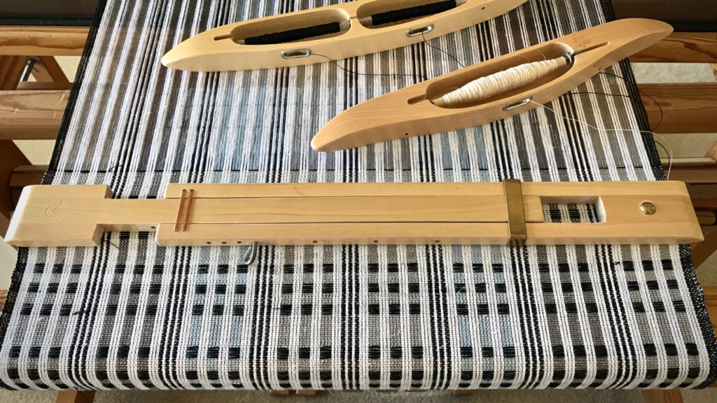 Platväv table runner. Linen weft.