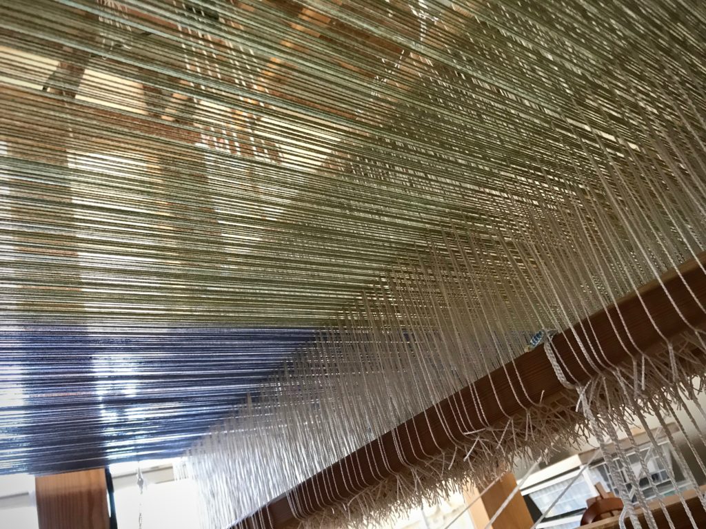 Under the warp. Intriguing view.