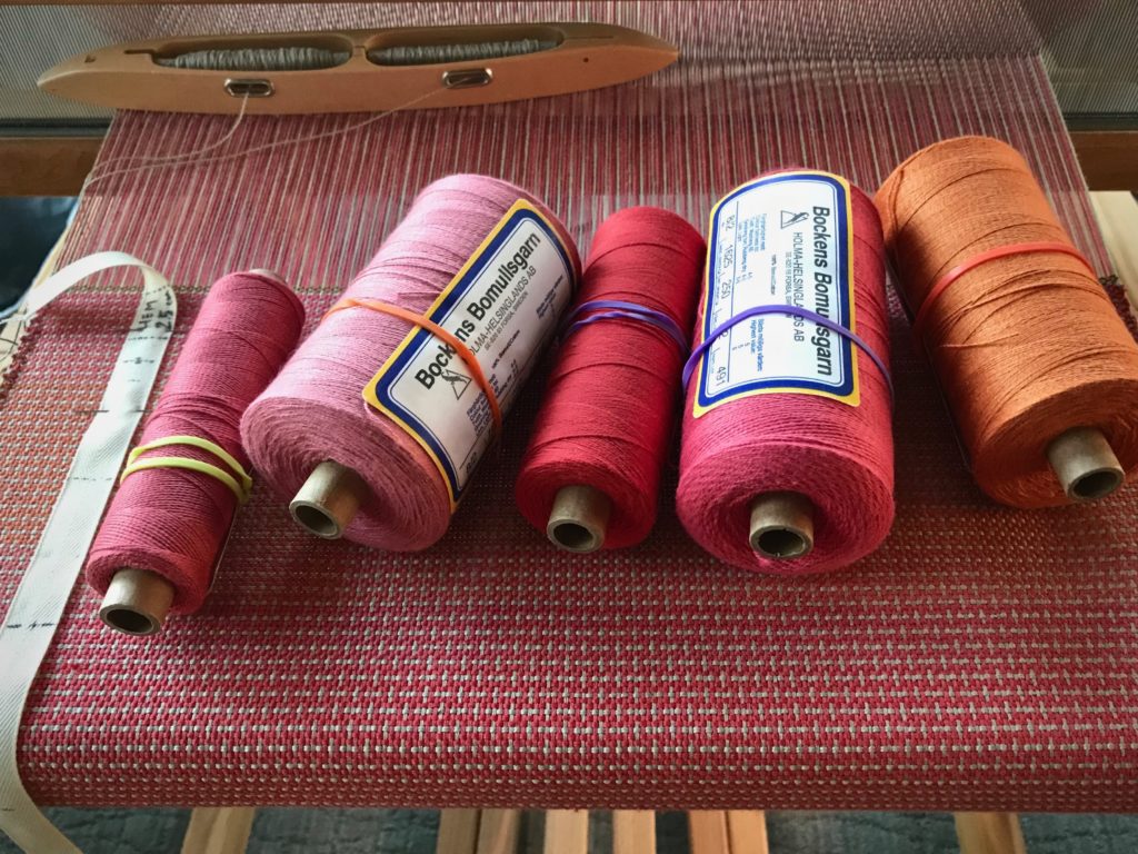 Colors for gradient weaving.