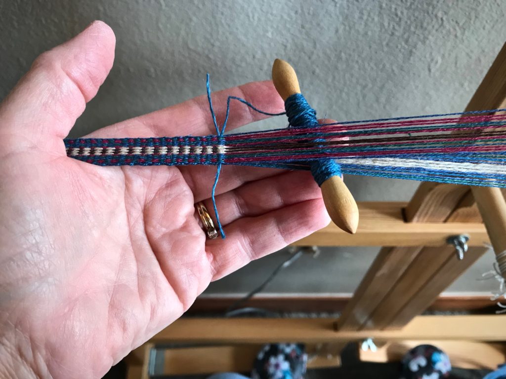 How to end one weft and begin another on the band loom.