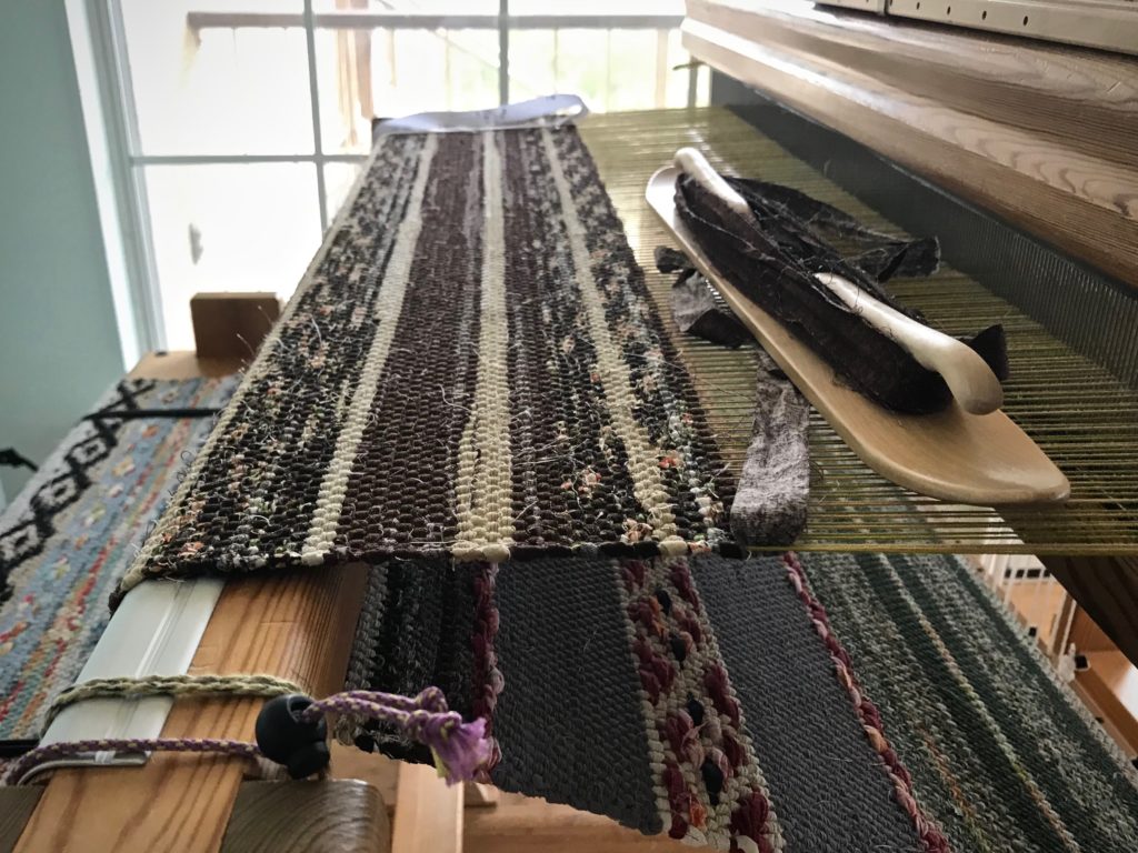 Rag rug selvedges. Short quick tip video.