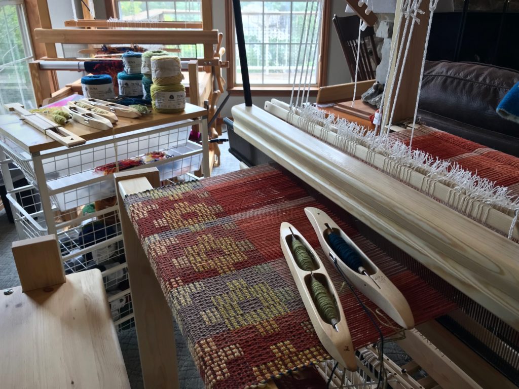 Weaving Jamtlandsdrall (Crackle) on my new Julia.