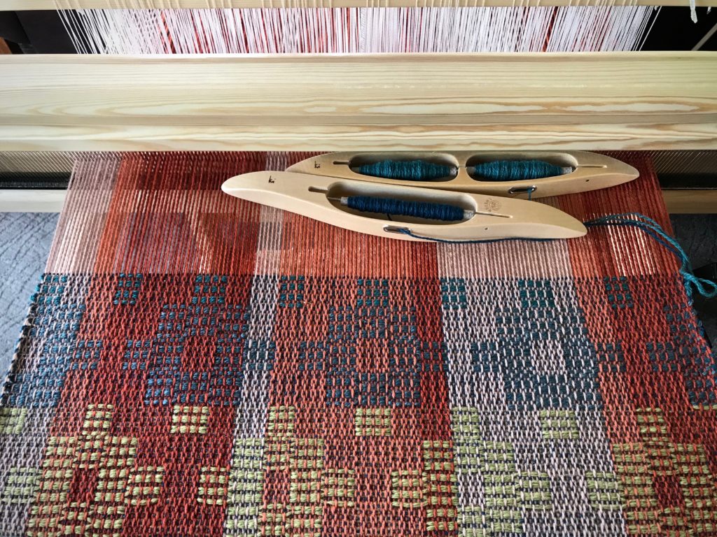 Weaving Jamtlandsdrall (crackle) on my new Julia.