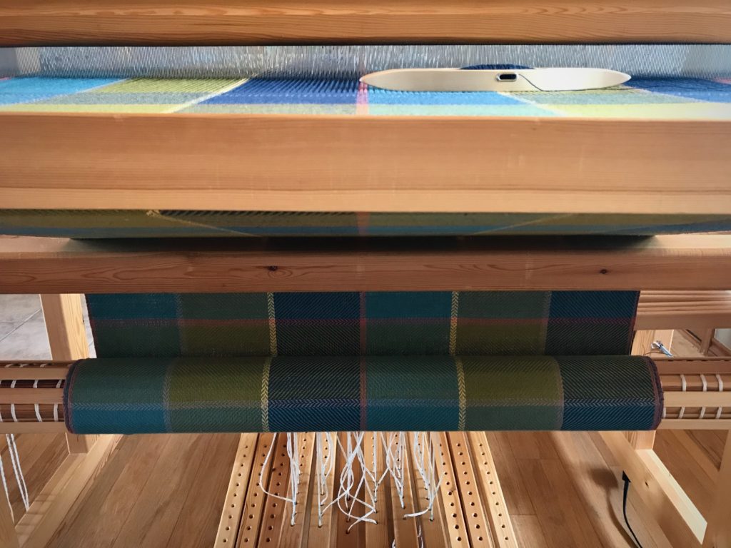 Weaving bath towels on the Glimakra Standard loom.